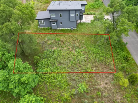1081 N Wells St, Gary, IN 46403 photo 10