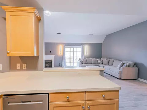 Kitchen - 2640 Georgetowne Dr #A2, Highland, IN 46322 photo 3 of 4