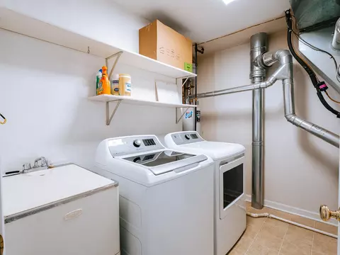 Other - 2640 Georgetowne Dr #A2, Highland, IN 46322 photo 3 of 10