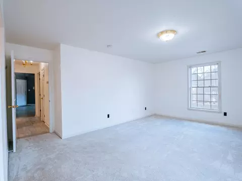 Other - 2640 Georgetowne Dr #A2, Highland, IN 46322 photo 5 of 10