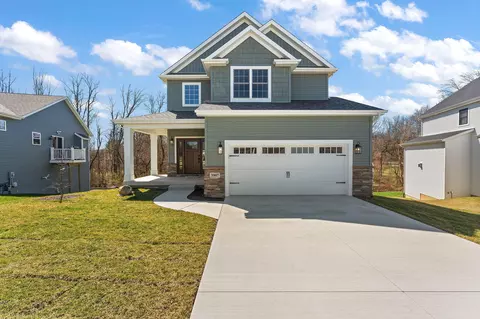 3907 Crown Dr, Valparaiso, IN 46383 photo 1