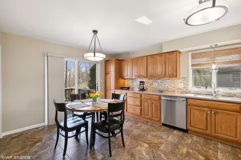 Kitchen - 733 Northgate Dr, Dyer, IN 46311 photo 1 of 3
