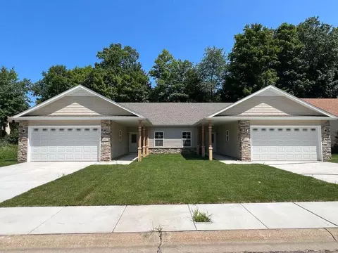 52 Victoria Cir, La Porte, IN 46350