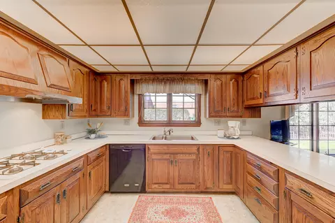 Kitchen - 8713 Crestwood Ave, Munster, IN 46321 photo 1 of 2