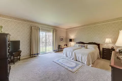 Bedroom - 8713 Crestwood Ave, Munster, IN 46321 photo 1 of 3