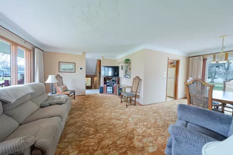 Living - 8516 Morse Pl, Crown Point, IN 46307 photo 1 of 1