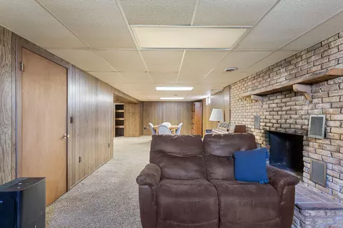 136 N Jay St, Griffith, IN 46319 photo 16