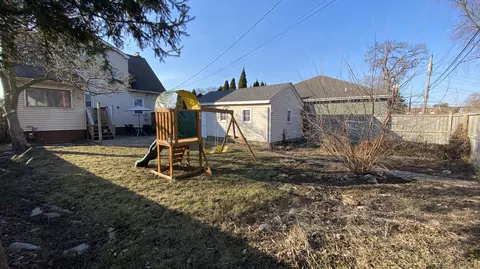 417 N Broad St, Griffith, IN 46319 photo 64