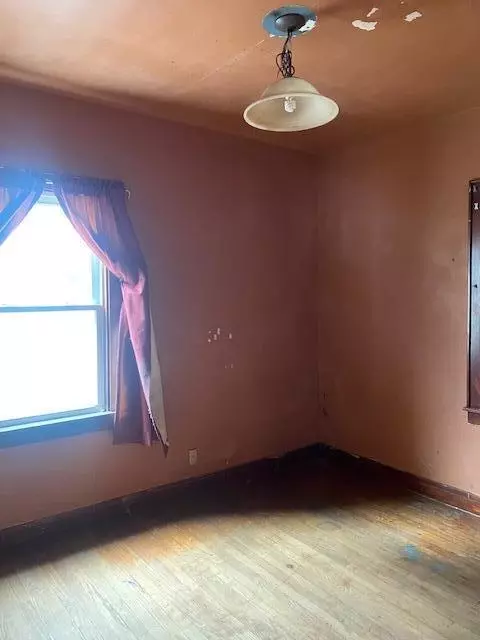 2406 W 19th Ave, Gary, IN 46404 photo 3