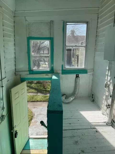 Entry Way - 2381 Jefferson St, Gary, IN 46407 photo 3 of 7