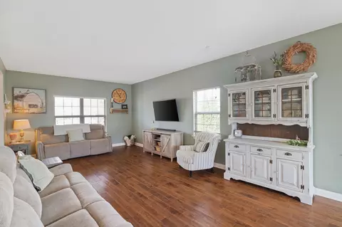 Living - 17841 Oak Park Ln, Lowell, IN 46356 photo 2 of 2