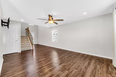 11173 Vermont Cir, Crown Point, IN 46307 photo 5