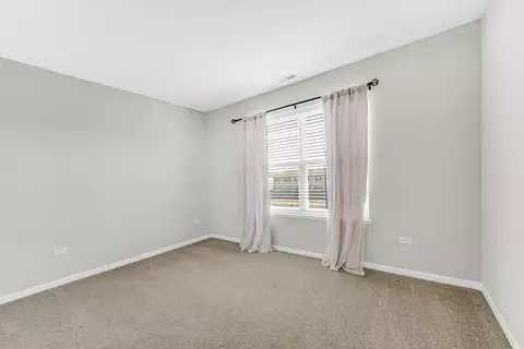 11173 Vermont Cir, Crown Point, IN 46307 photo 18
