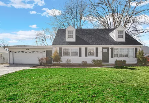 378 Raritan Dr, Valparaiso, IN 46385