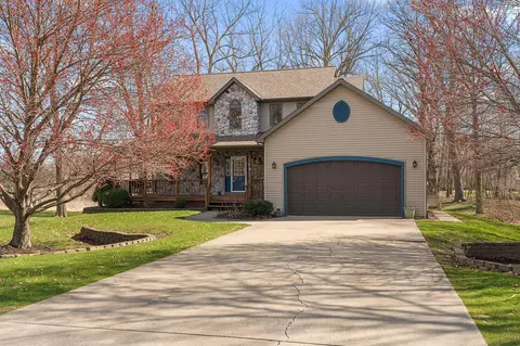 785 Merganser Ln, Valparaiso, IN 46385