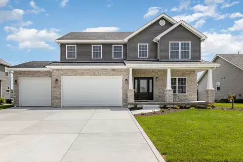 10125 Golden Crest Dr, Saint John, IN 46373