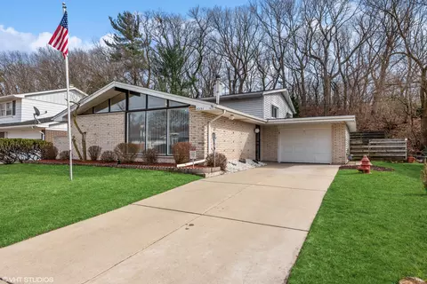 8231 Hickory Ave, Gary, IN 46403 photo 1