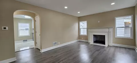 Living - 207 Taft Pl, Gary, IN 46404 photo 1 of 1