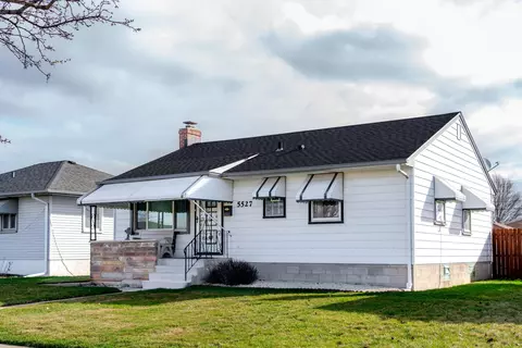 5527 Walsh Ave, East Chicago, IN 46312