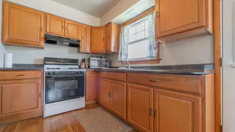 8023 Monroe Ave, Munster, IN 46321 photo 11