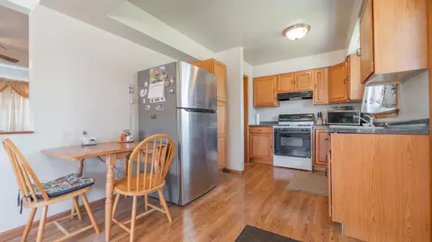 8023 Monroe Ave, Munster, IN 46321 photo 10