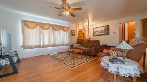 8023 Monroe Ave, Munster, IN 46321 photo 3