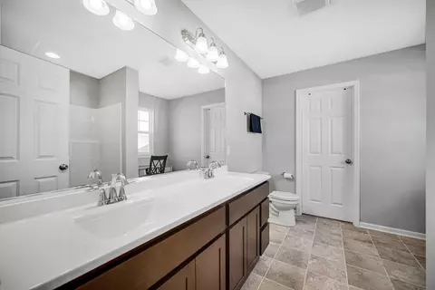 Bath - 2552 Ritter St, Chesterton, IN 46304 photo 2 of 3