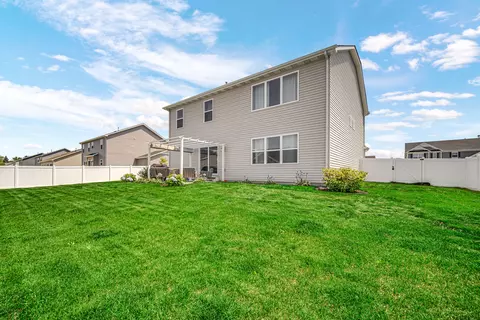 Exterior - 2552 Ritter St, Chesterton, IN 46304 photo 5 of 7