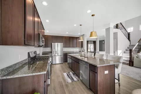 Kitchen - 2552 Ritter St, Chesterton, IN 46304 photo 3 of 4