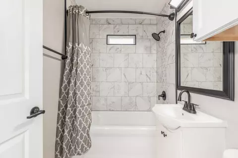 2132 Whitcomb St, Gary, IN 46404 photo 8