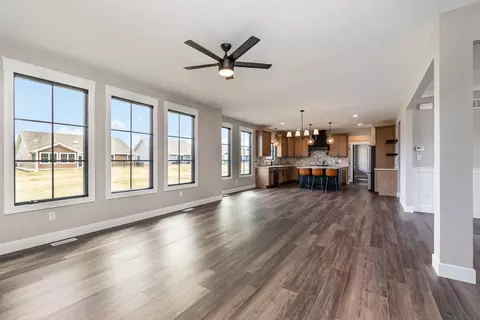 10539 Mahogany Ter, Saint John, IN 46373 photo 12