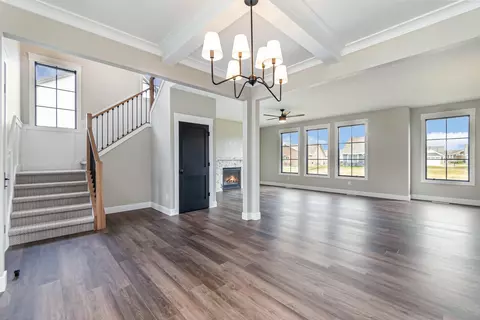 10539 Mahogany Ter, Saint John, IN 46373 photo 7