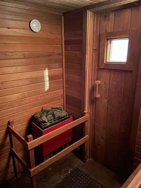 Entry Way - 6420 Ash Ave, Gary, IN 46403 photo 2 of 2