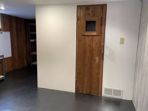 Entry Way - 6420 Ash Ave, Gary, IN 46403 photo 1 of 2