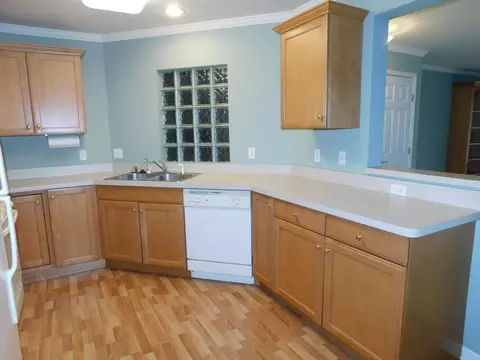 Kitchen - 2741 Georgetowne Dr #C1, Highland, IN 46322 photo 3 of 3