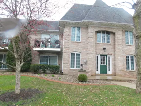Exterior - 2741 Georgetowne Dr #C1, Highland, IN 46322 photo 1 of 3
