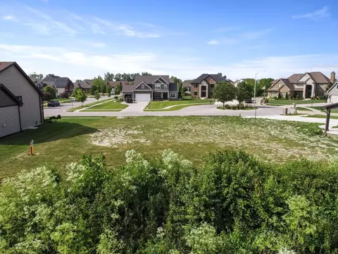 340 Knightbridge Pl, Munster, IN 46321 photo 4