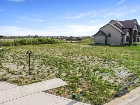 340 Knightbridge Pl, Munster, IN 46321 photo 3