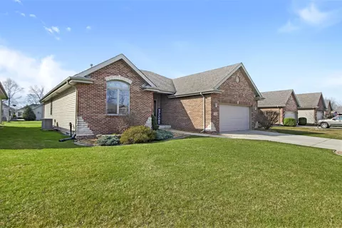 2636 Seberger Dr, Highland, IN 46322
