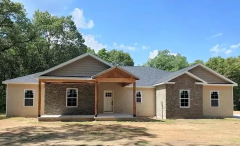 618 W 600, Lake Village, IN 46349