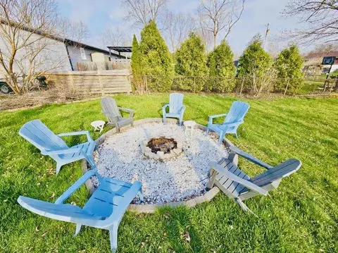 721 Apache Ln, Lowell, IN 46356 photo 5