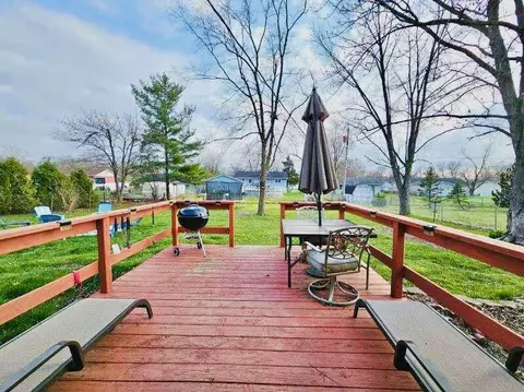 721 Apache Ln, Lowell, IN 46356 photo 7