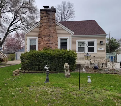 9025 Richard St, Highland, IN 46322