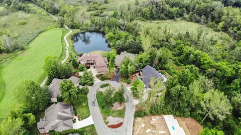 68 Braemar Dr, Valparaiso, IN 46385 photo 5