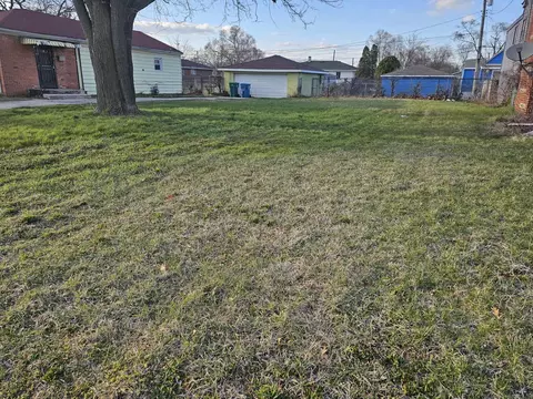 1808 W 20th Pl, Gary, IN 46404 photo 3