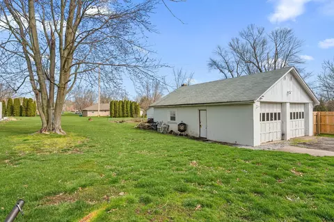 Exterior - 207 E Sigler St, Hebron, IN 46341 photo 6 of 11