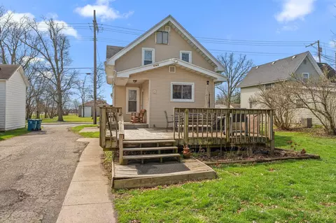 Exterior - 207 E Sigler St, Hebron, IN 46341 photo 9 of 11