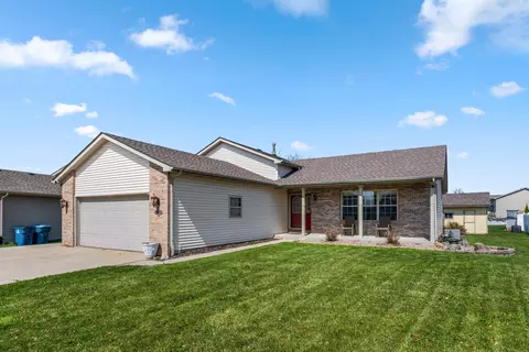 Exterior - 8460 E 124th Pl, Crown Point, IN 46307 photo 4 of 4