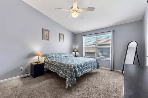 Bedroom - 8460 E 124th Pl, Crown Point, IN 46307 photo 2 of 5
