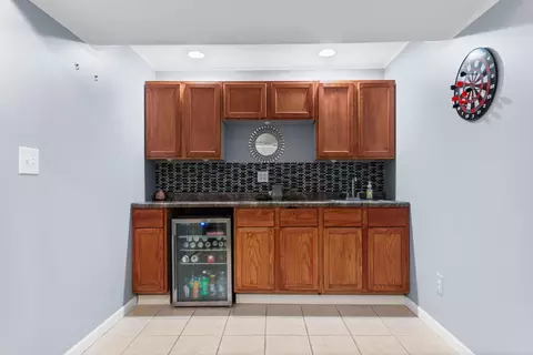 Kitchen - 8460 E 124th Pl, Crown Point, IN 46307 photo 4 of 4